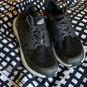 Boys adidas sneakers 1